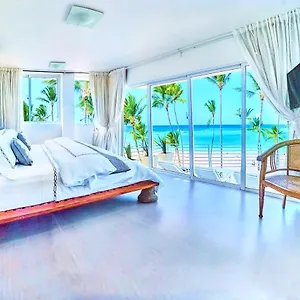 Bed & Breakfast Beachfront - Everything, Punta Cana